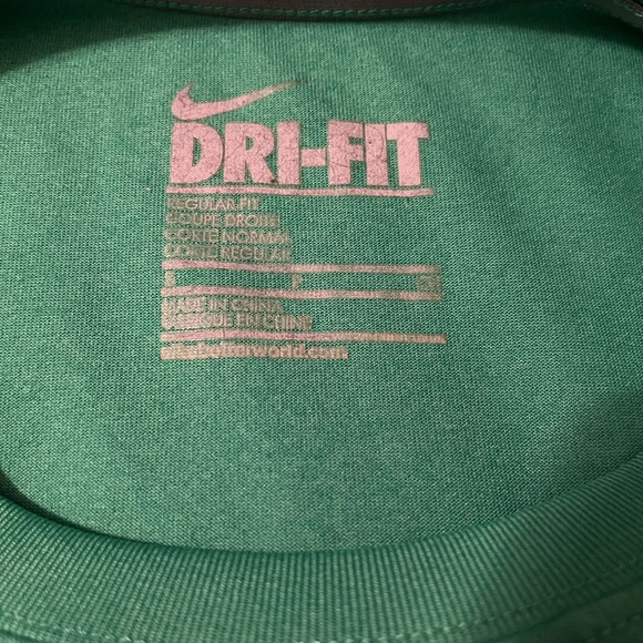 5 for $15 Nike Dri-Fit short sleeve - Picture 3 of 3